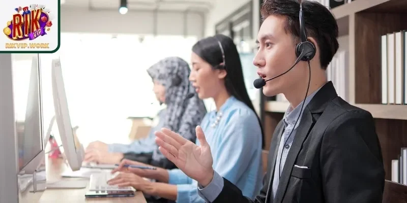 Liên hệ hỗ trợ khách hàng để được hỗ trợ khôi phục