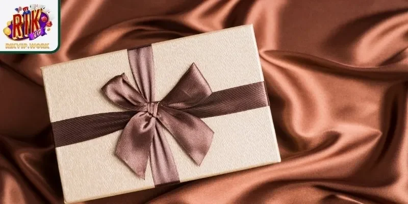 Ưu đãi hội viên bằng nhiều quà tặng khác nhau mỗi tháng 